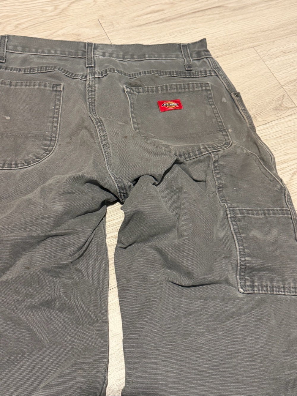 Dickies Men’s Gray Relaxed Carpenter Jeans
